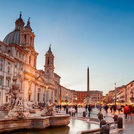 Caratteristico Appartamento A Piazza Navona Rome Luaran gambar